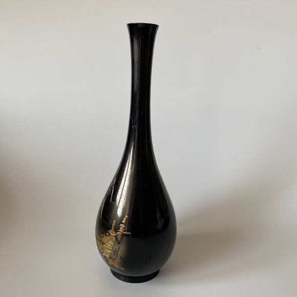 Vintage Japanese ENGRAVED And ENAMELLED BRASS Metalwork Bud Vase - Picture 6 of 9